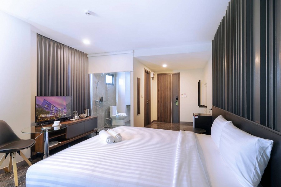 Grand Deluxe Room