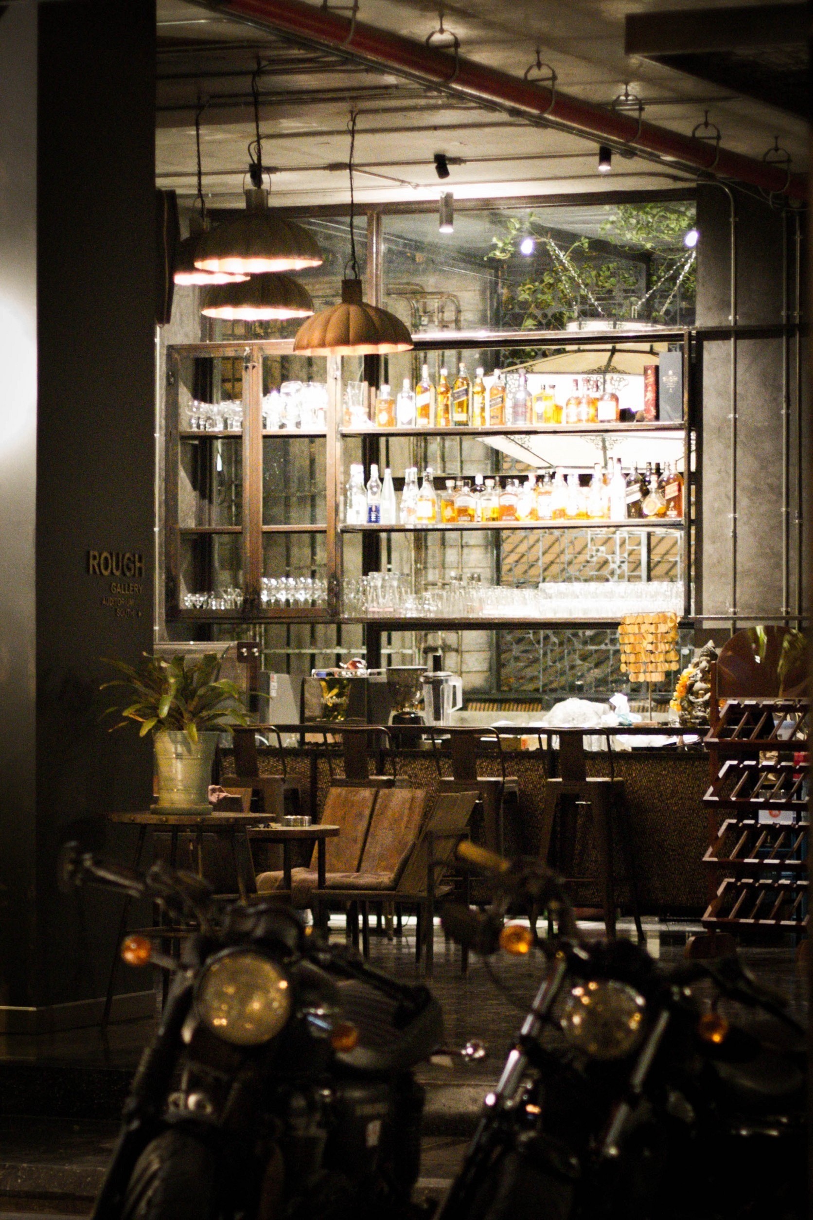 Rough Gallery Restuarant